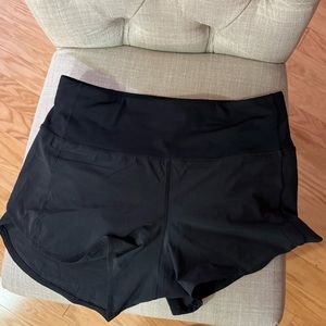 LULULEMON Speed Up Short